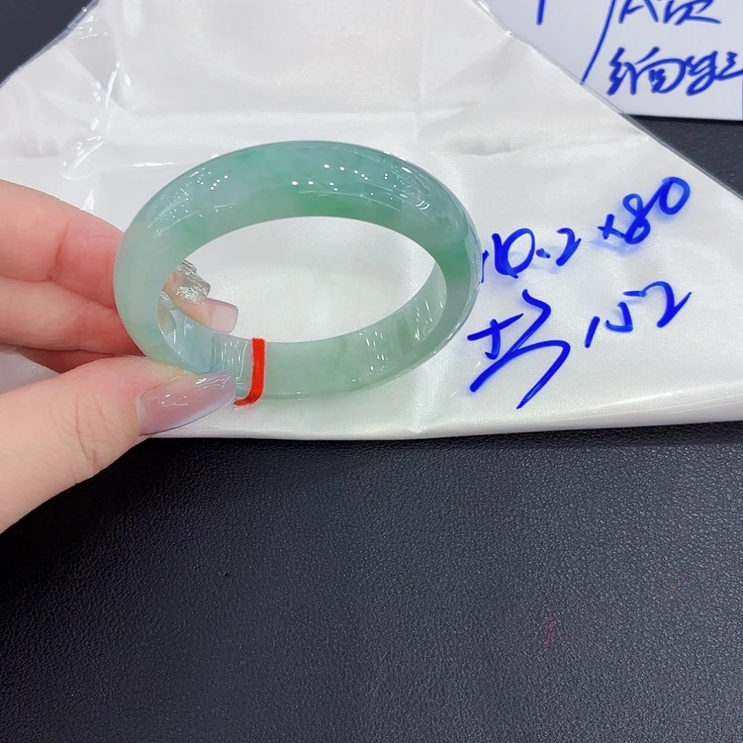 翡翠未镶嵌手镯天然缅甸翡翠手镯53