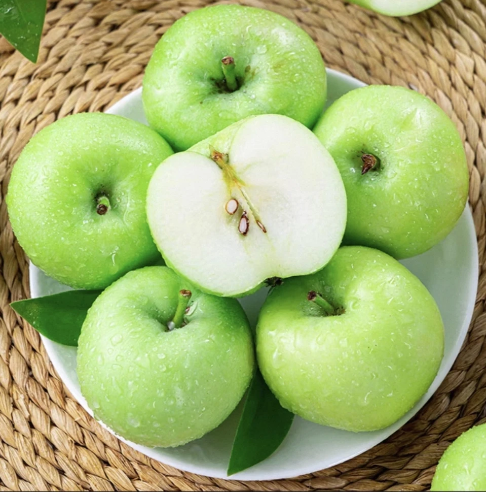 正宗2025沂蒙山青苹果新鲜现摘现发酸甜爽口孕妇水果