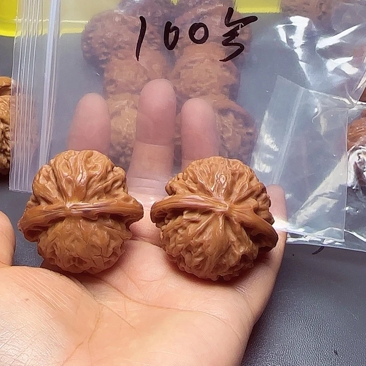 桃核吊坠痞****籍宫灯福利