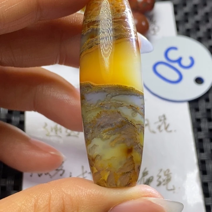 玛瑙/玉髓颈饰未镶嵌旭