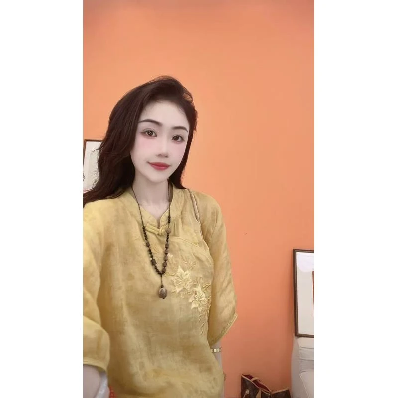 2217苎麻刺绣新中式宽松型温柔风圆领半高领T恤时尚网红宽松上衣