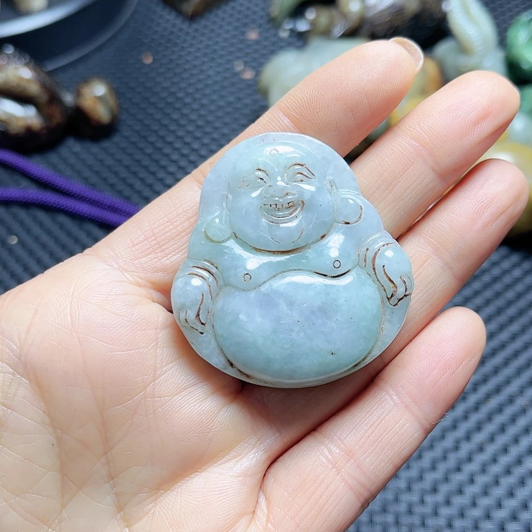 白玉菩提吊坠往**风摆件