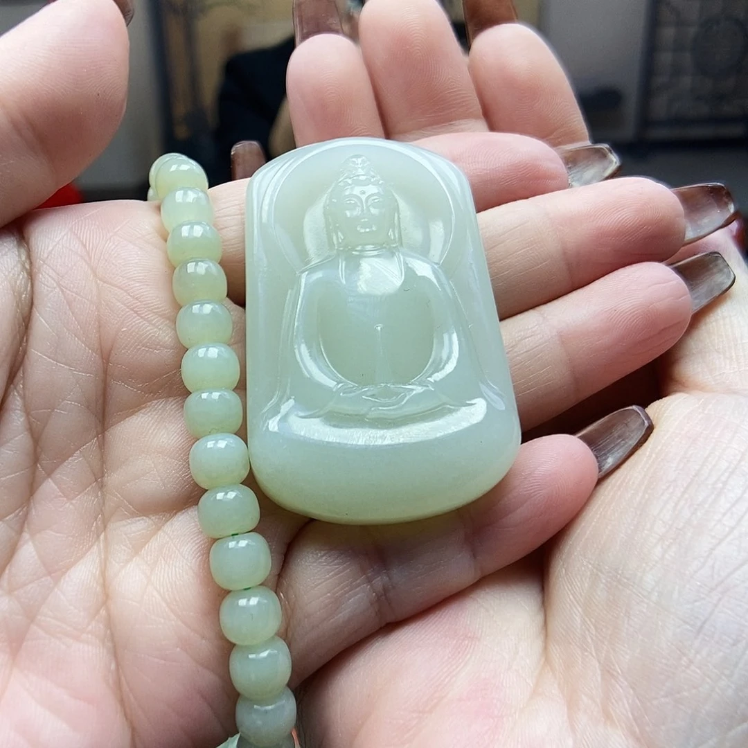 颈饰未镶嵌和田玉