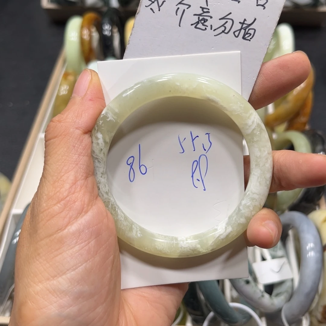 未镶嵌蛇纹石玉手镯