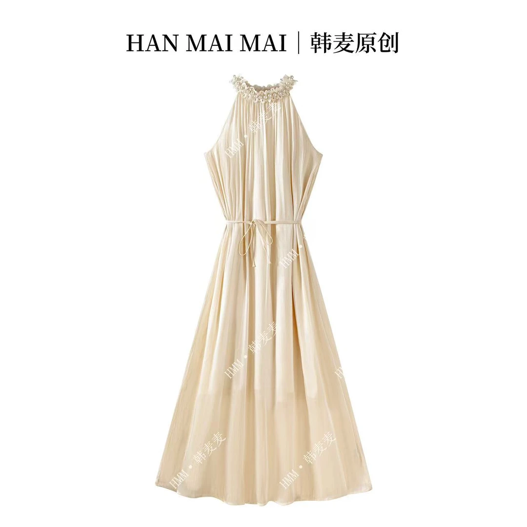 度假风杏色挂脖连衣裙女夏季优雅独特chic宽松大摆裙长裙/D94