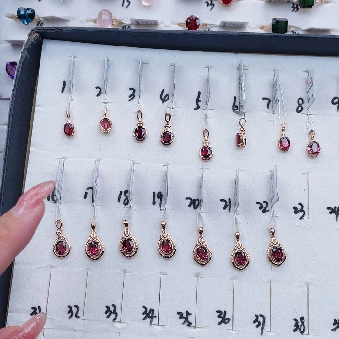 碧玺吊坠(不含链)18K金镶嵌