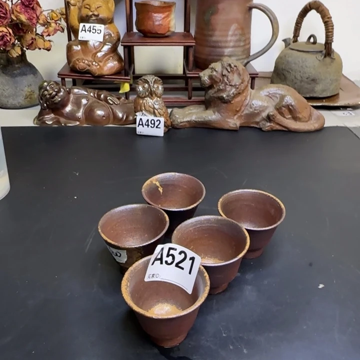 备前烧作品备前烧作品有一个杯子飞皮