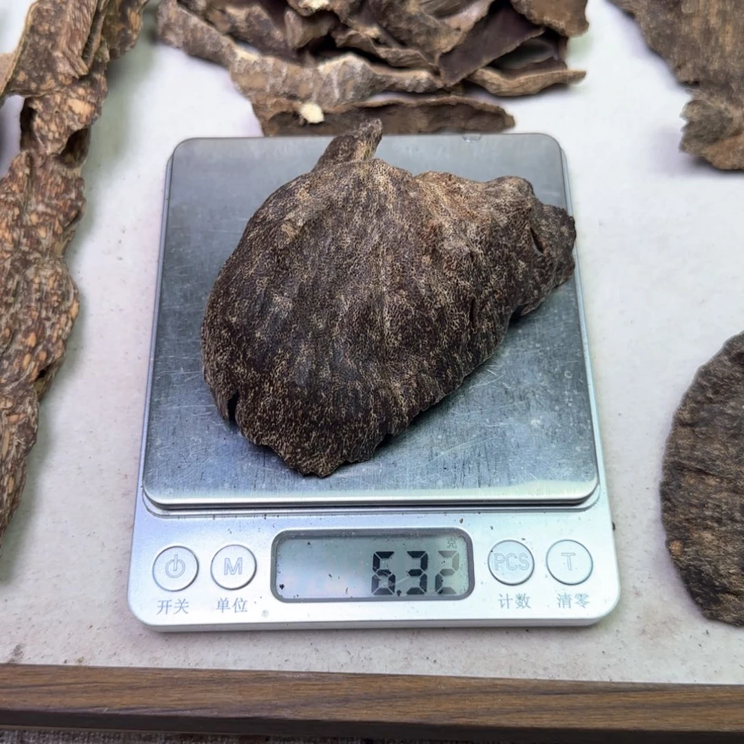 海南包壳原料6.32克