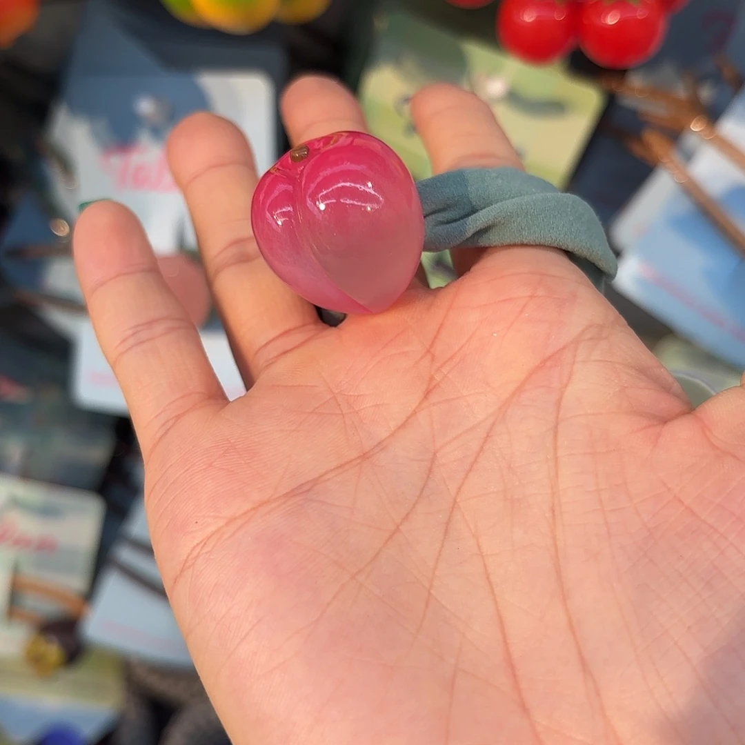 布艺铁合金屁桃面膜圈