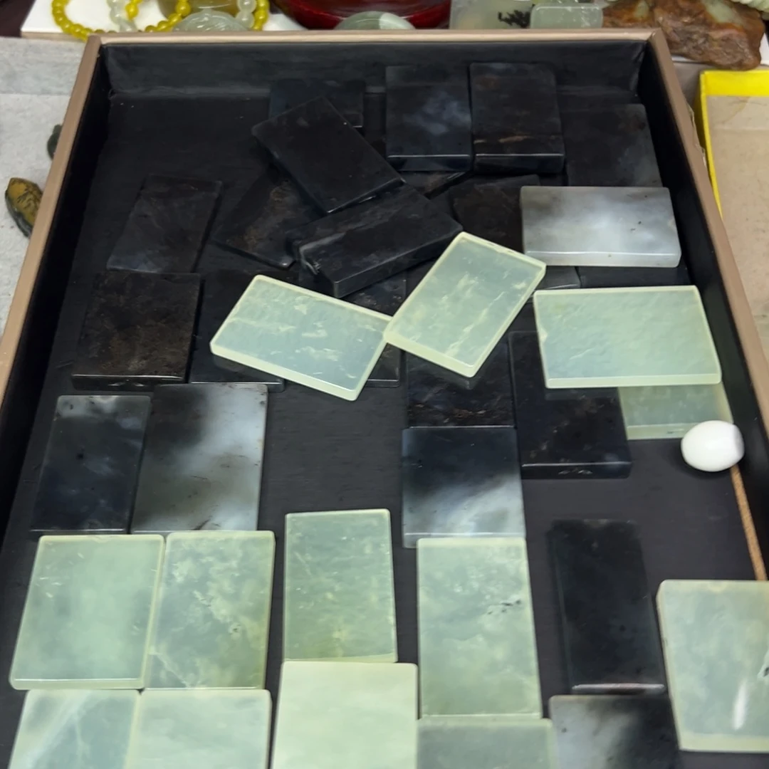 岫玉未镶嵌颈饰无事牌拿货便宜