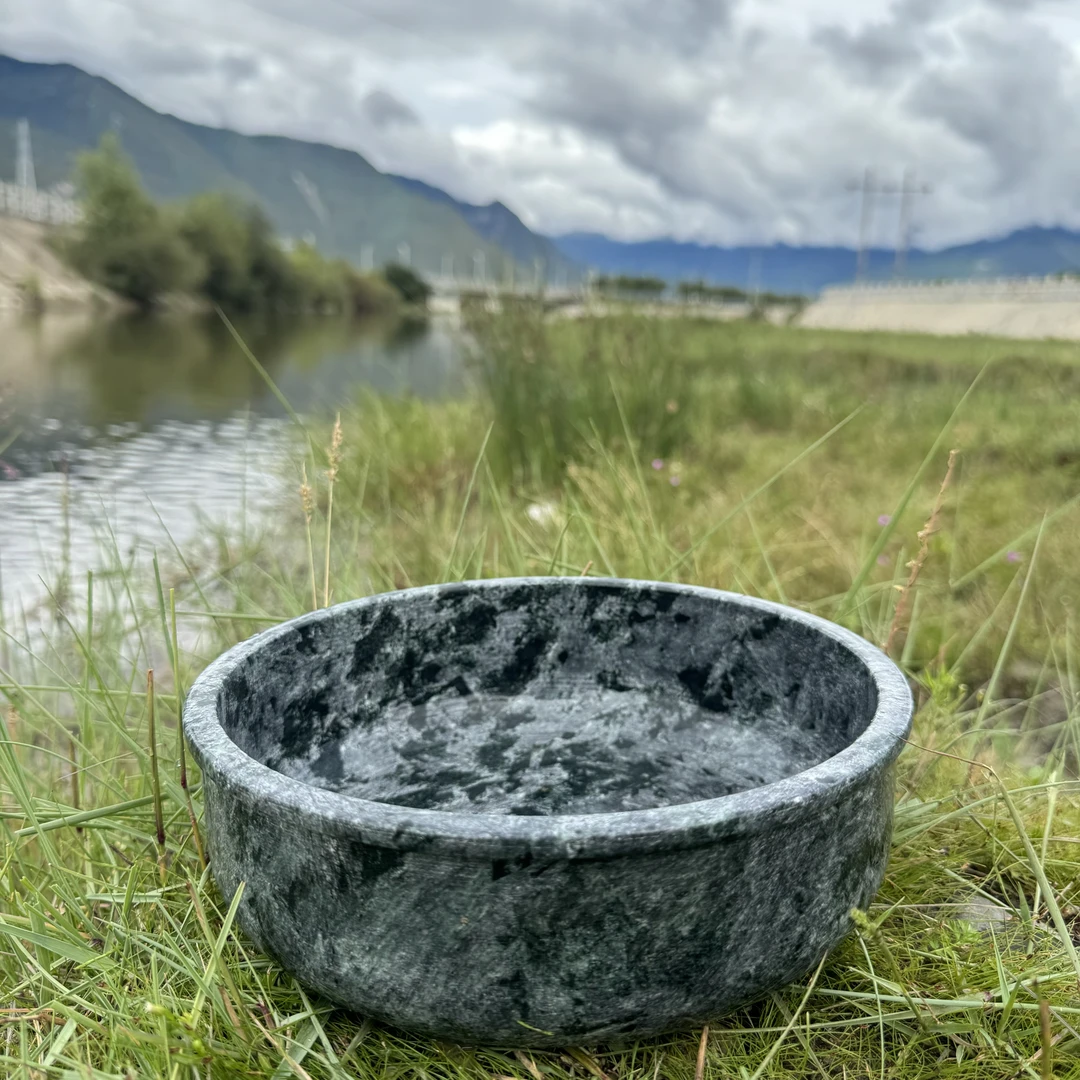墨脱皂石西藏帮辛乡天然半手工皂石盆
