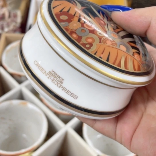 云***G金葡萄瓷器欢迎您