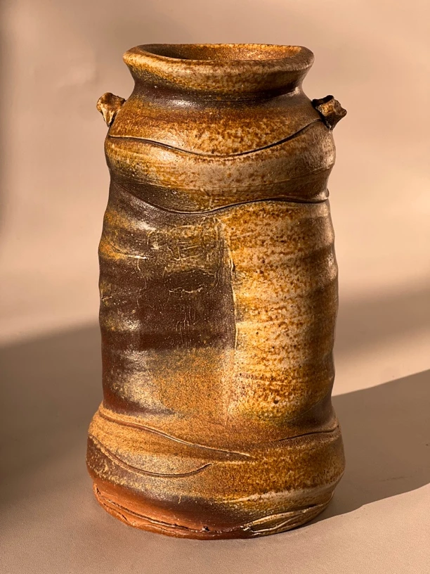 备前烧作品，一个漂亮的花器