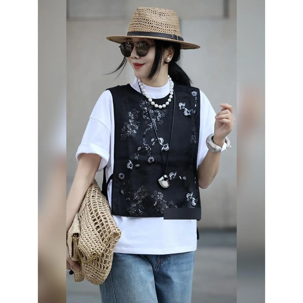 独特新中式国风年轻款盘扣改良唐装2025新款春季马甲短袖两件套装