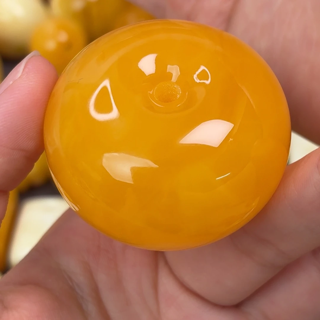 ＊***～蜜蜡未镶嵌吊坠(不含链)满蜡橘红面包圈