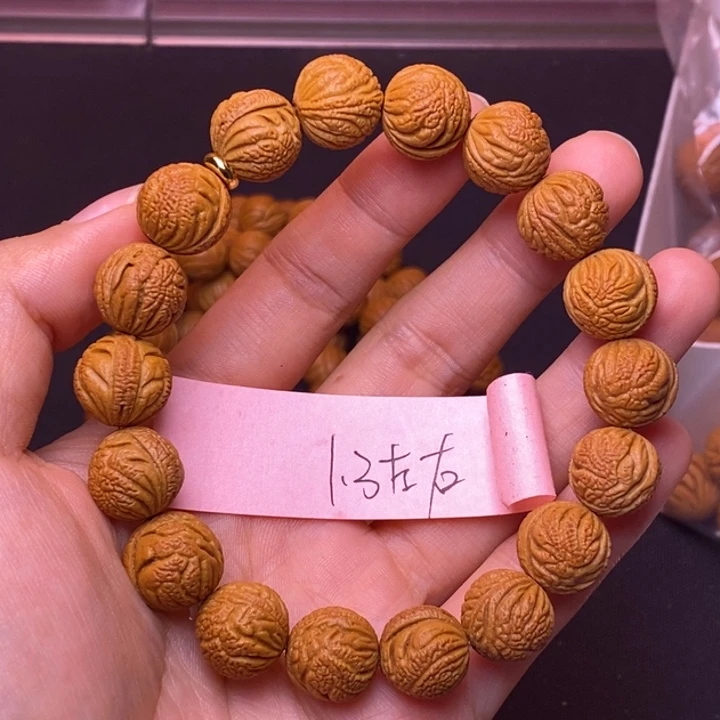 桃核吊坠秦岭龙纹桃核1