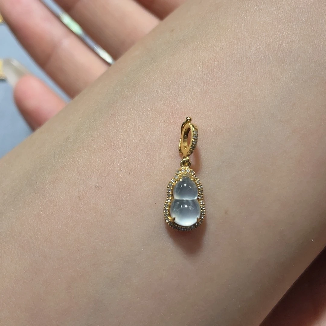 翡翠18K金镶嵌吊坠(不含链)刘***?