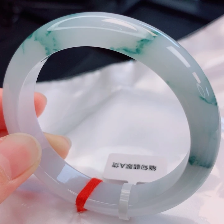 翡翠未镶嵌手镯56。57