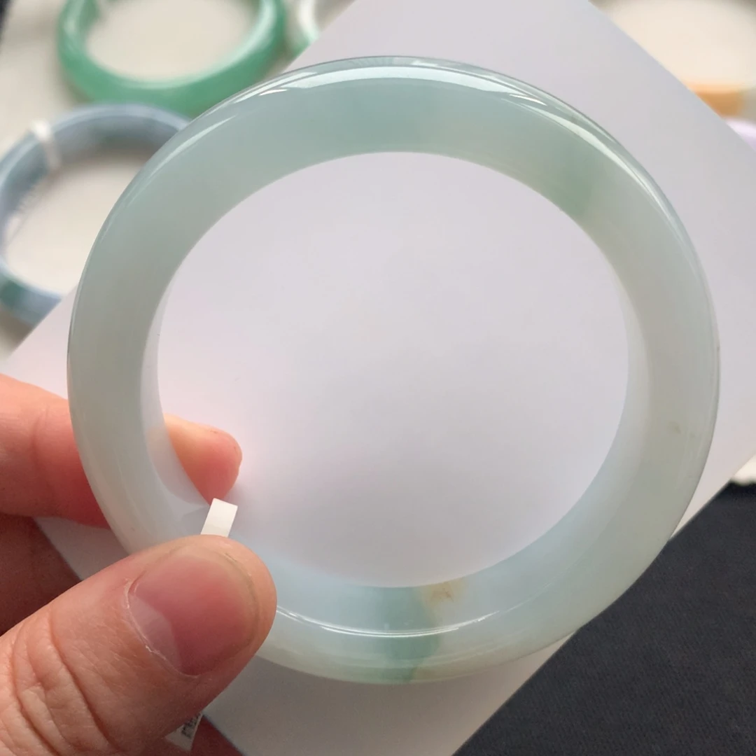 阿***呀翡翠未镶嵌手镯分单