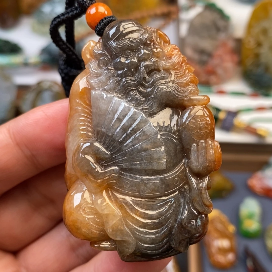 翡翠未镶嵌颈饰钟馗