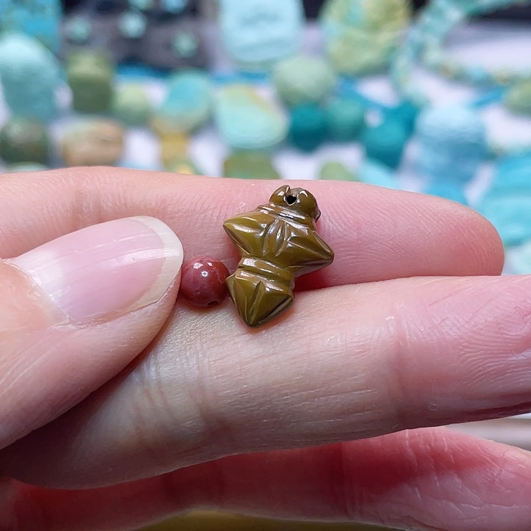 南红玛瑙未镶嵌配饰