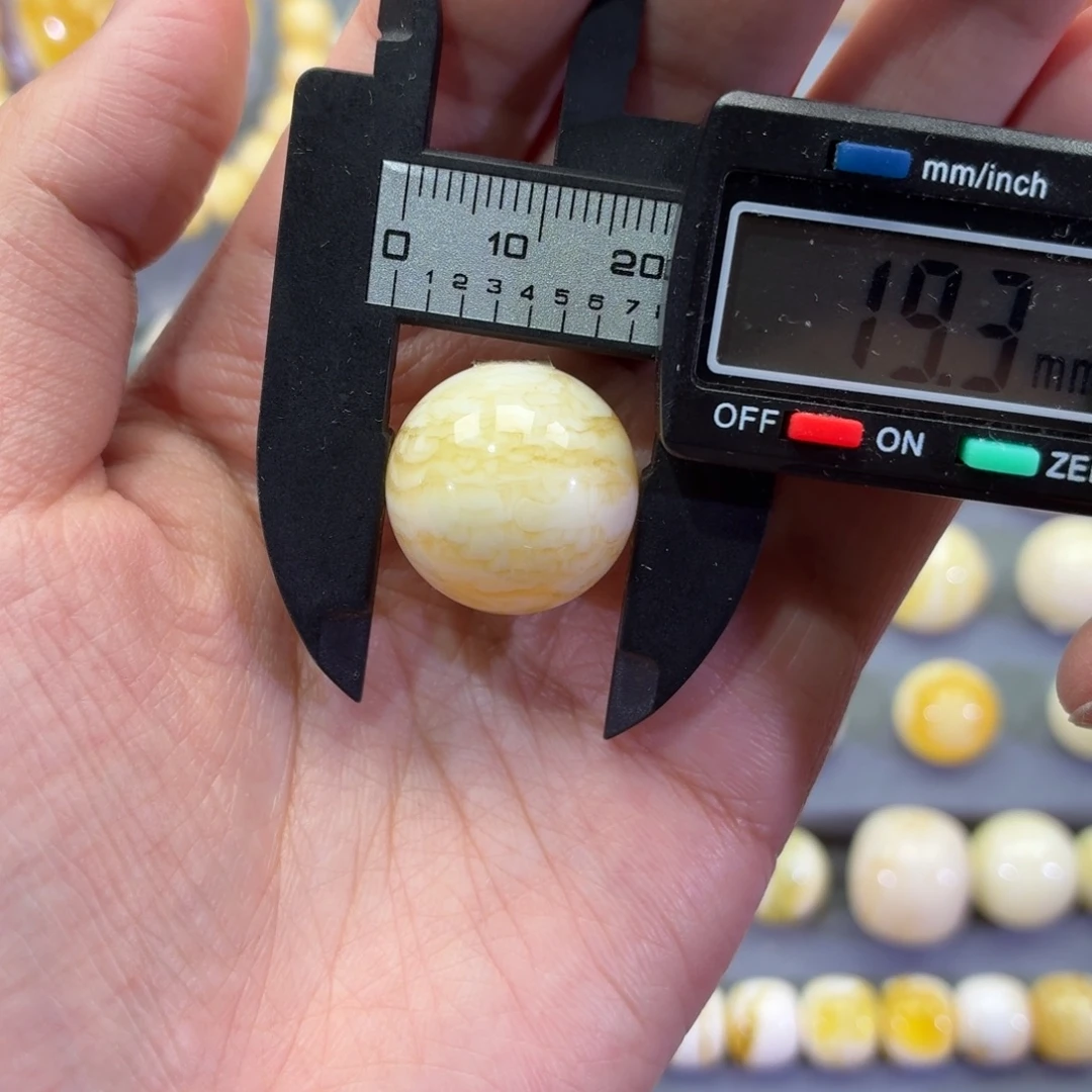 琥珀未镶嵌裸石圆珠