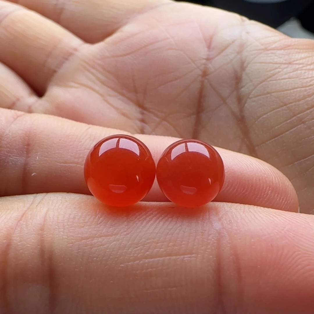 L***H南红玛瑙未镶嵌圆珠9.3。8.7水线棉