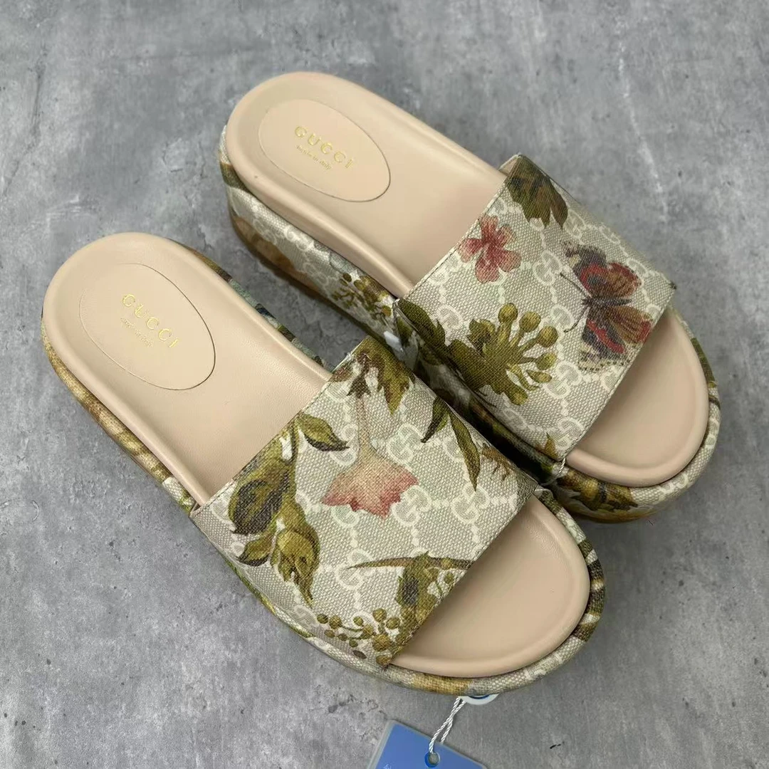 99新 GUCCI/古驰 37码/仔仔女鞋/浅灰色花时尚卉厚底拖鞋 xxs1235
