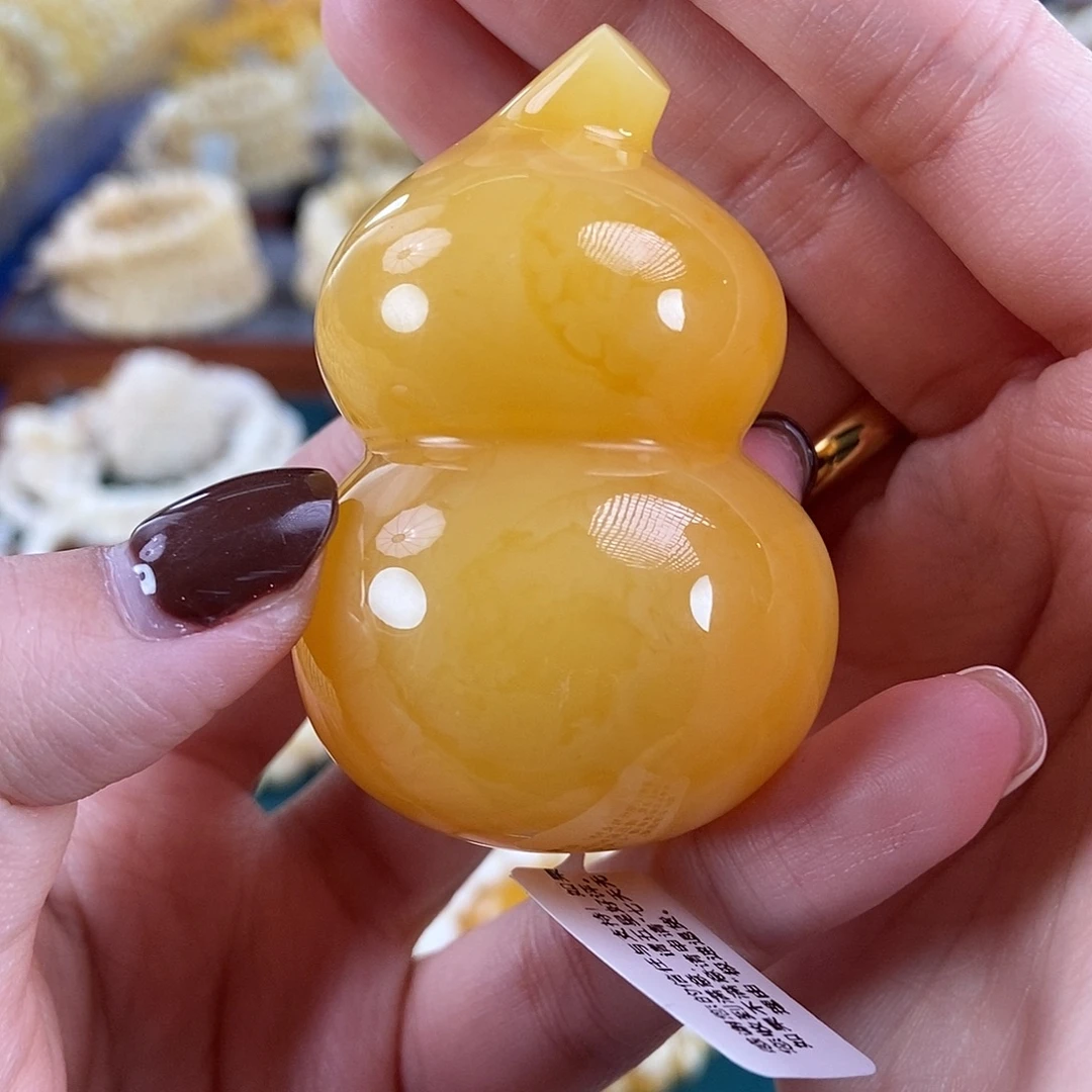 琥珀未镶嵌珠宝奇石46.11