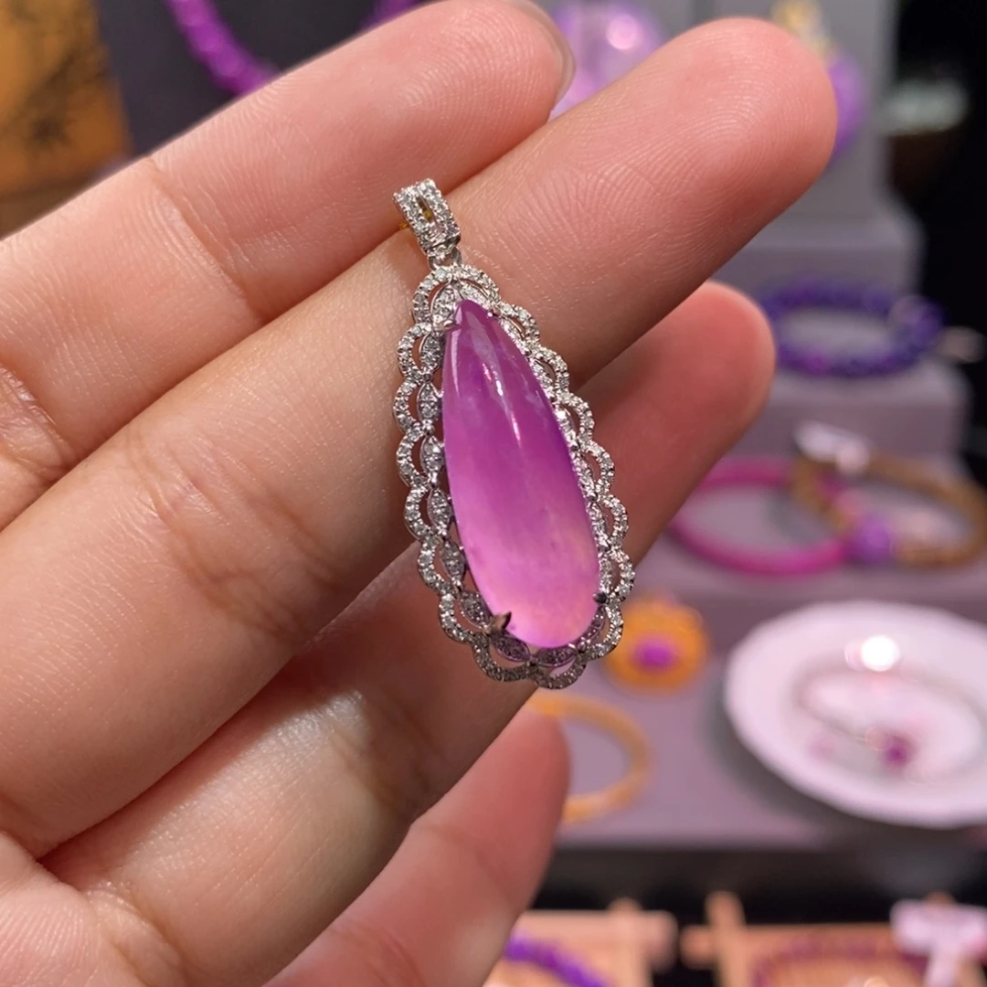 苏纪石（舒俱来）18K金镶嵌吊坠(不含链)