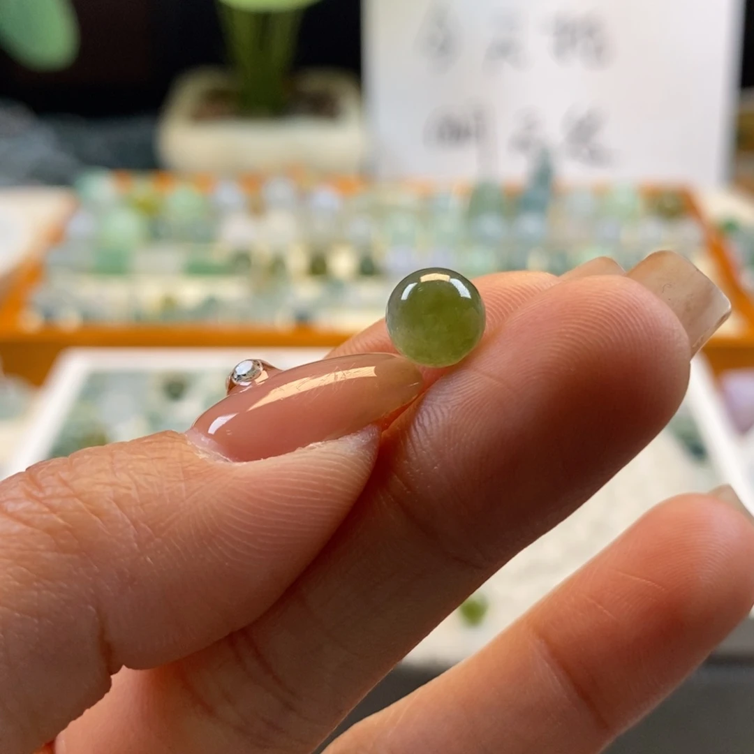 翡翠散珠*️**天然翡翠7.9