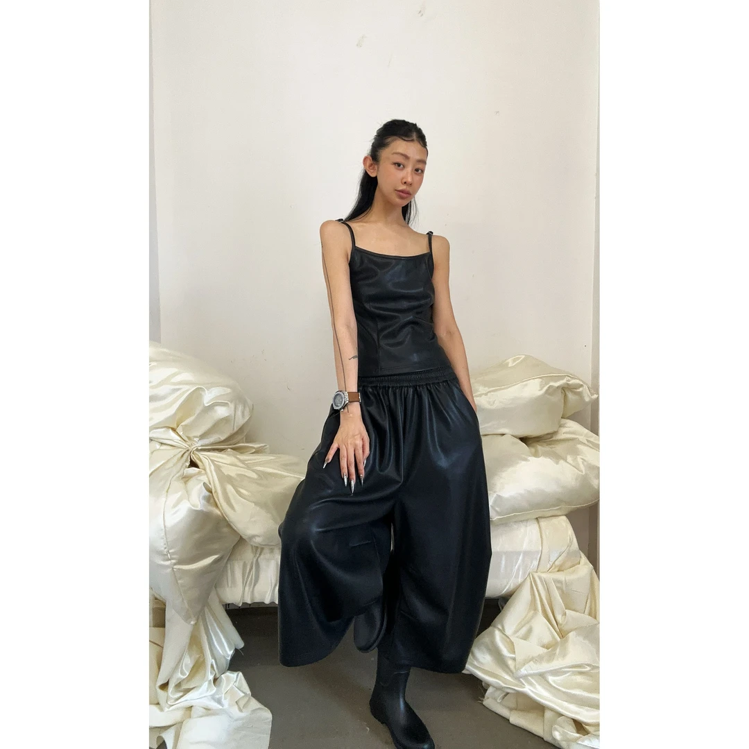 20988-1#（定制福利款NO退NO换）大牌感百搭软PU舒适八分裤