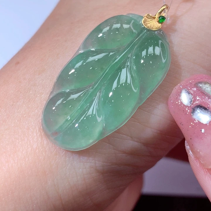 定制翡翠18K金镶嵌翡翠