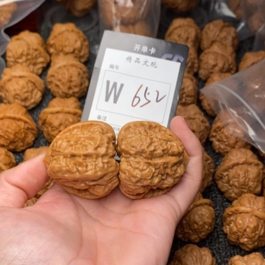吊坠桃核敖**文我是第一百41