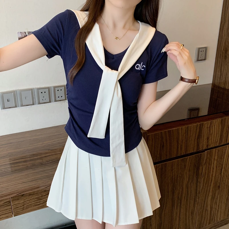 大码不规则V领短袖T恤女夏季新款韩版设计甜辣妹时尚百搭独特上衣