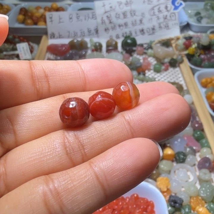 和田玉未镶嵌珠宝半成品