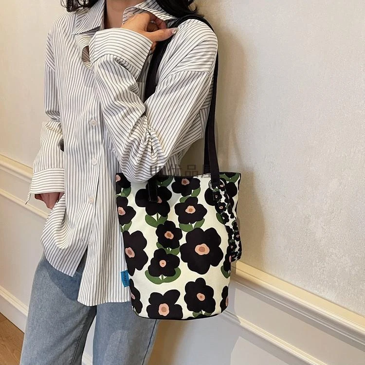 托特包肩包小众帆布包包水桶包时尚卡通可折叠单肩包百搭少女简约