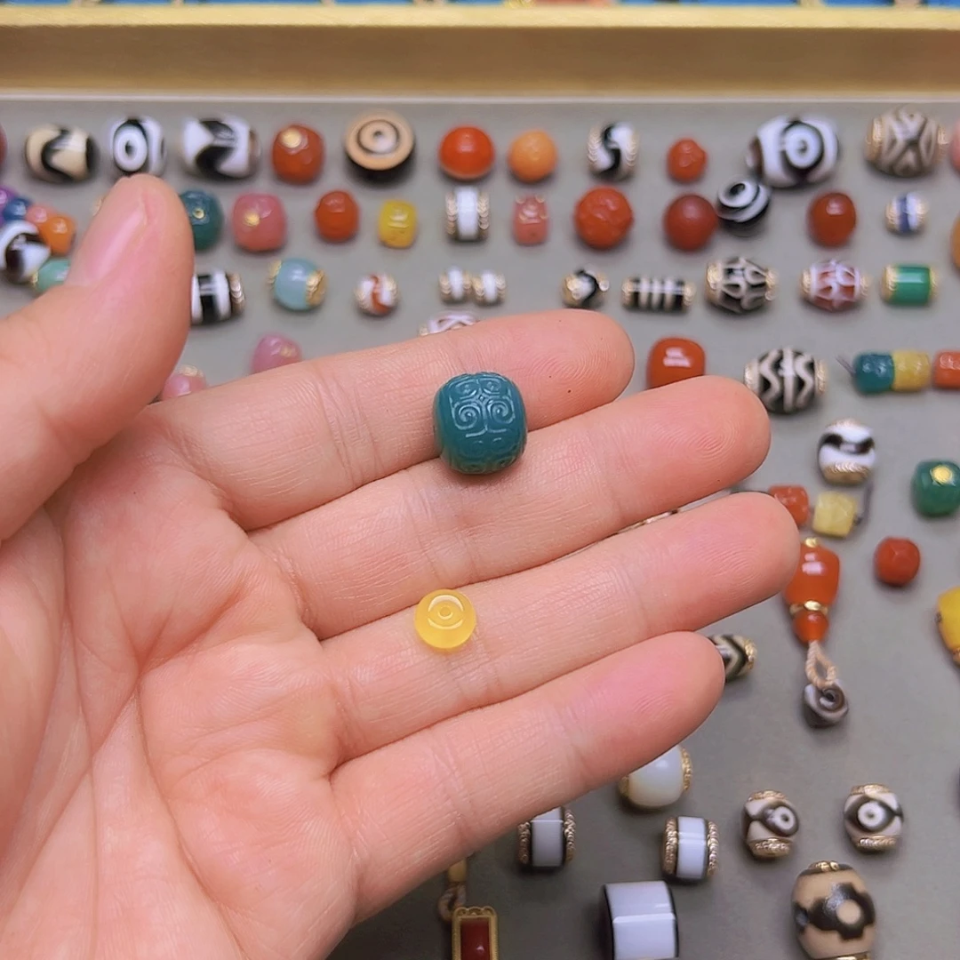 疯***子玛瑙/玉髓未镶嵌单珠