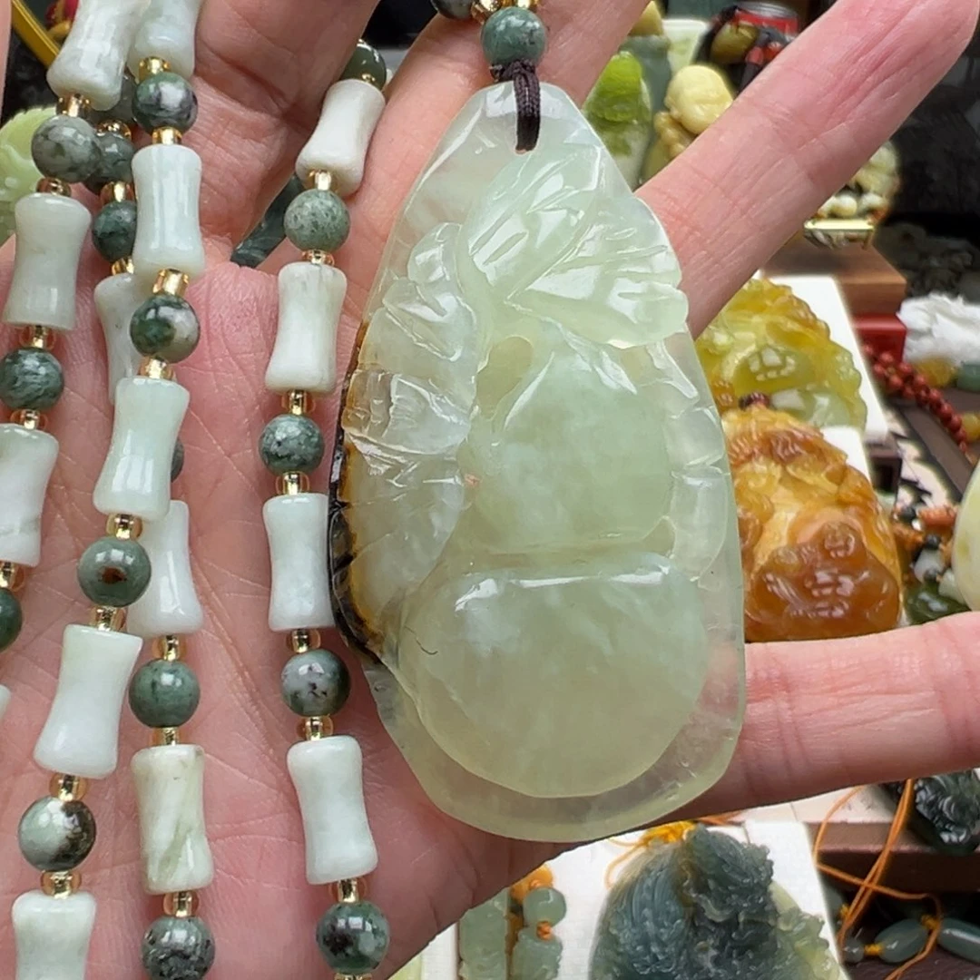 岫玉未镶嵌挂件挂件