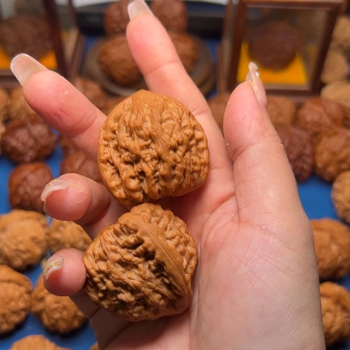 吊坠桃核鱼*爸好好好好好好好