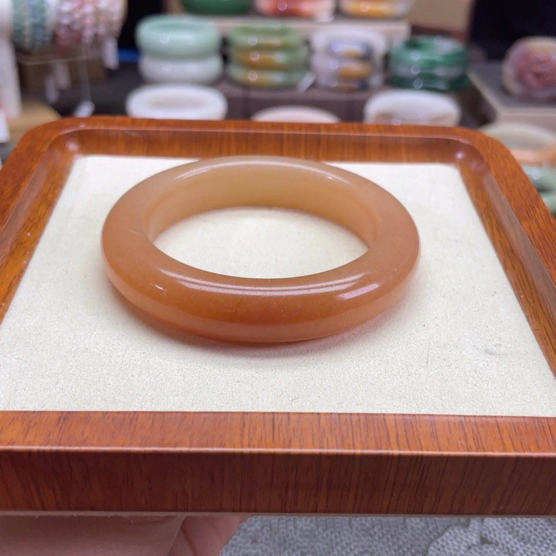 石英质玉未镶嵌手镯