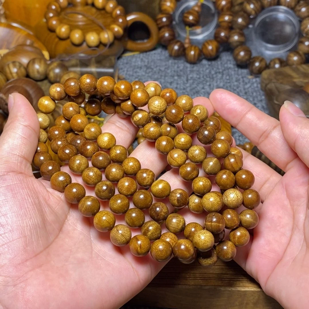 金丝楠得***人枯木佛珠手串1.0