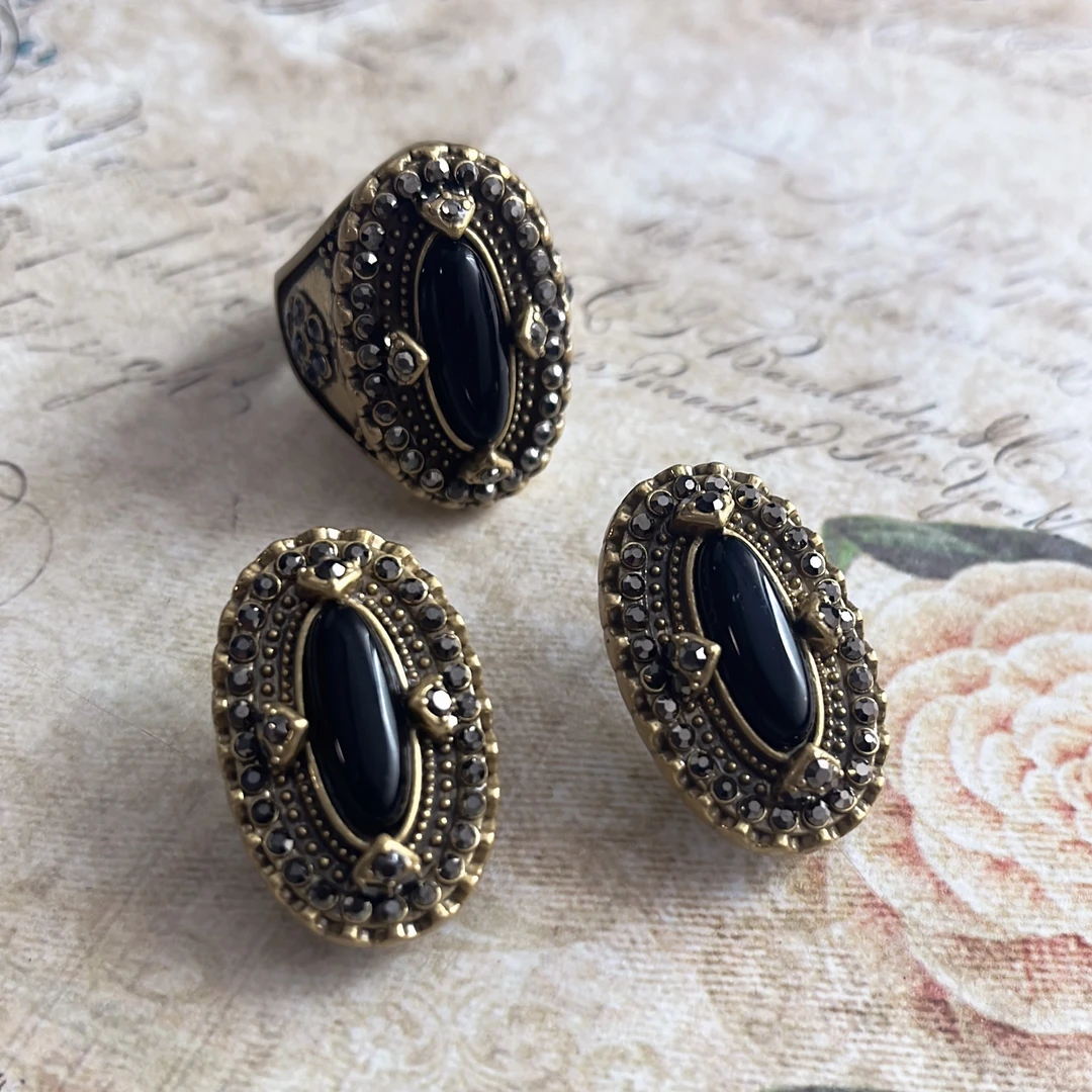 黄铜石英石耳饰 ForeverCharm中古宫廷风黑色优雅石英石耳钉戒指