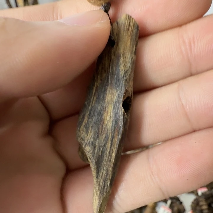 沉香碎屑沉香沉香手机挂链