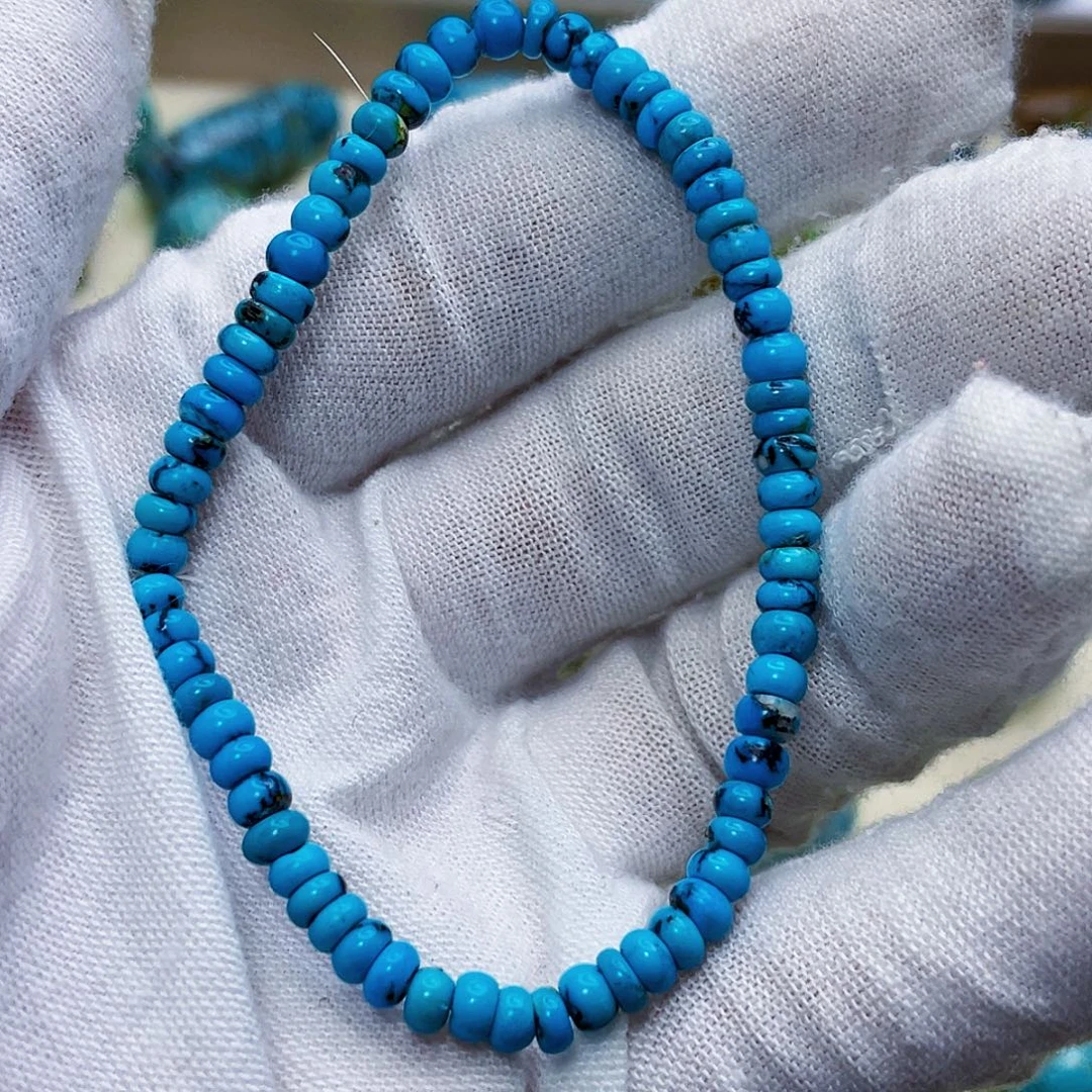 绿松石未镶嵌饰品