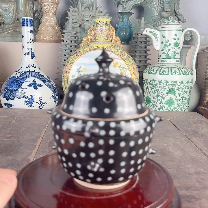 鲁山窑熏炉品相完美