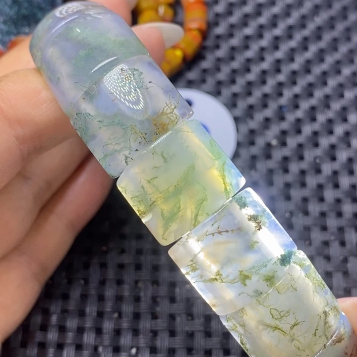 未镶嵌颈饰玛瑙/玉髓?****程