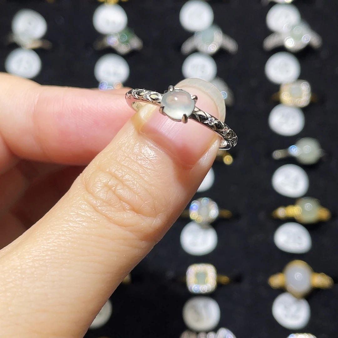 翡翠未镶嵌戒指戒指