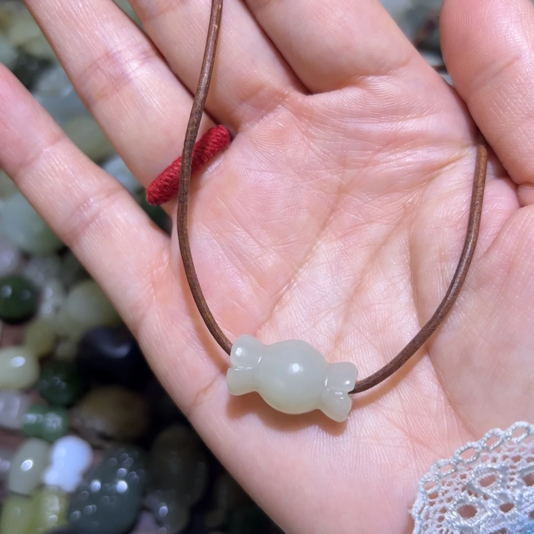 和田玉未镶嵌珠宝半成品