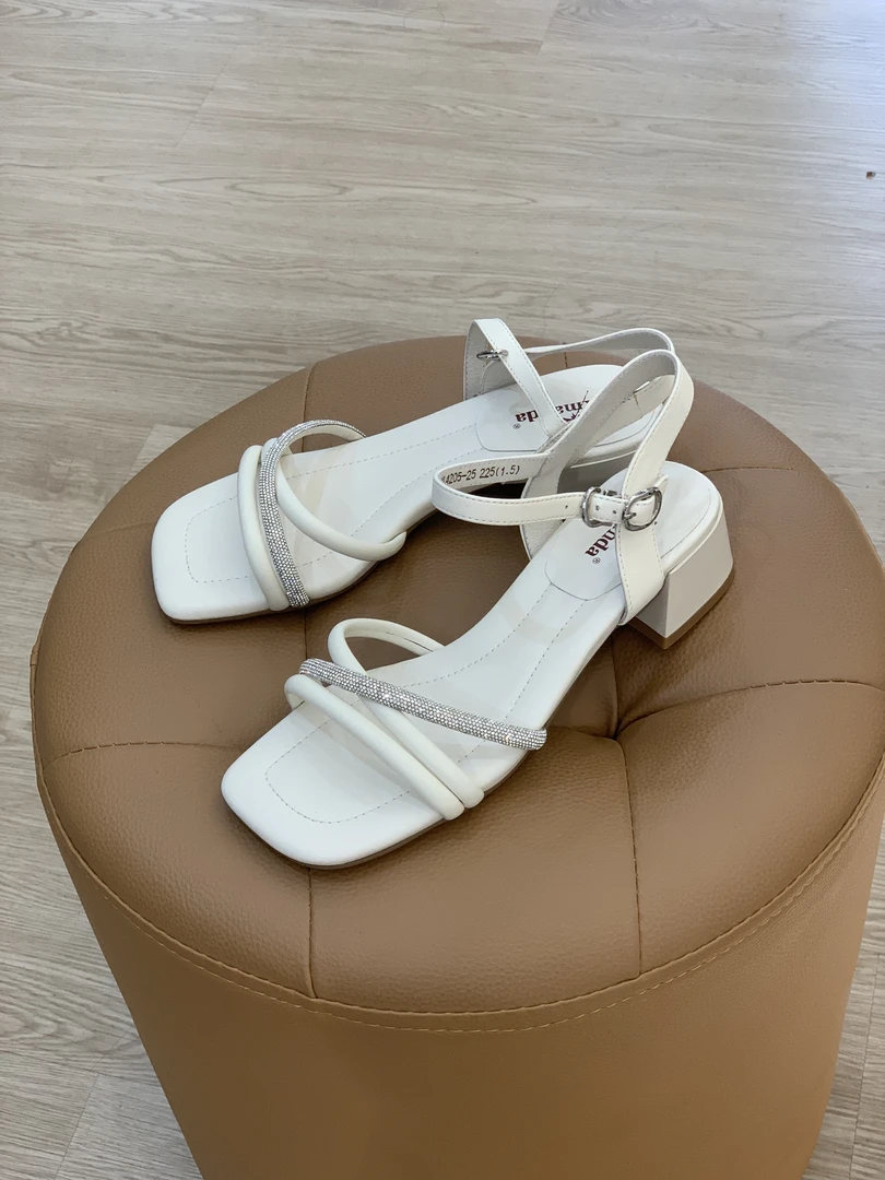 夏季百搭气质时装凉鞋（多个款 下单请备注款式）